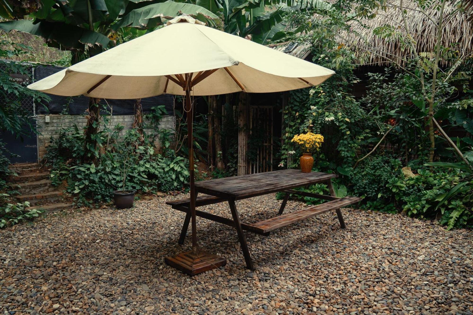 Dinh Gia Trang - Homestay & Coffee The Ruong ภายนอก รูปภาพ