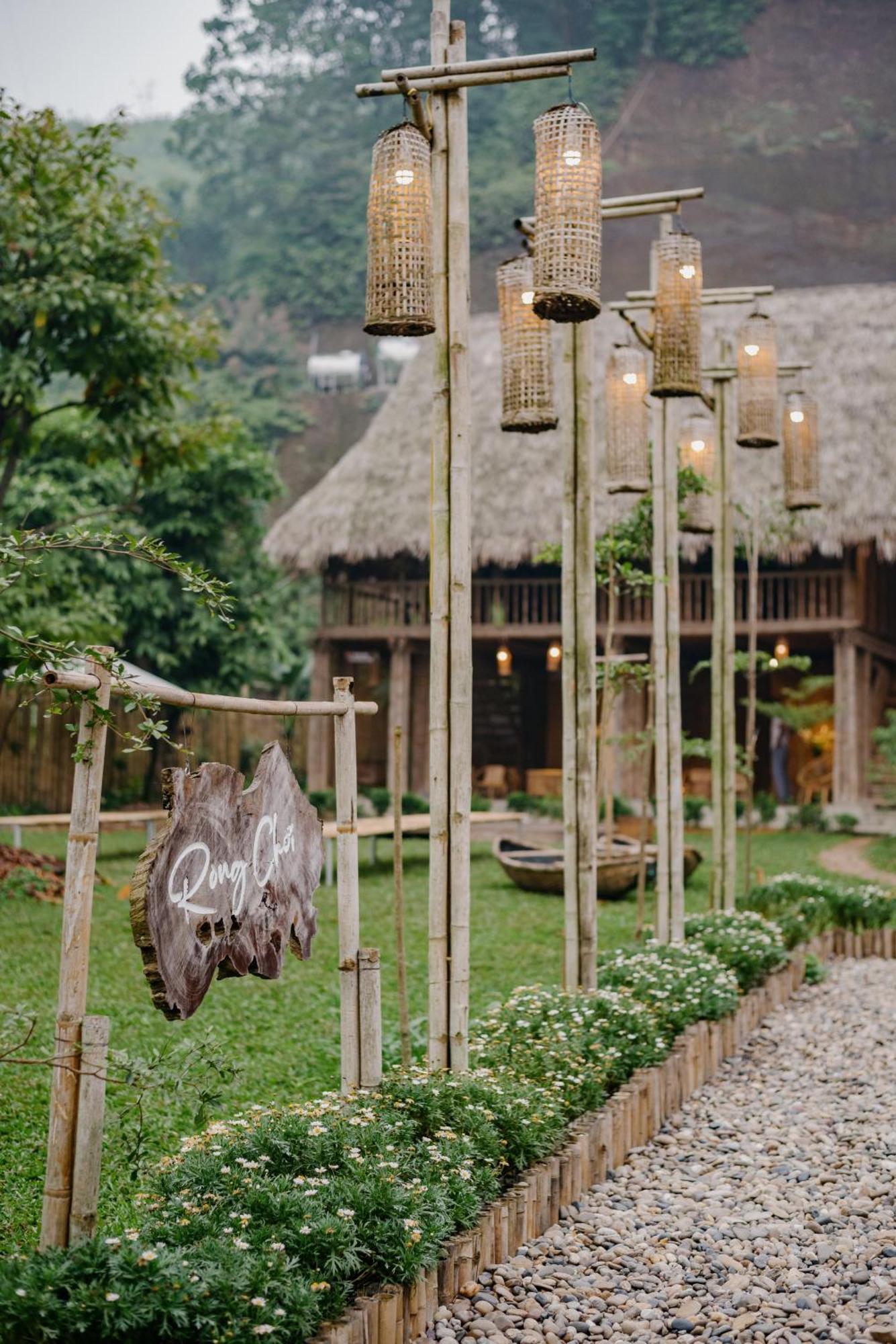 Dinh Gia Trang - Homestay & Coffee The Ruong ภายนอก รูปภาพ
